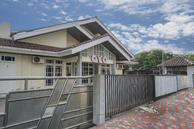 Oyo 1026 Cendrawasih Palembang